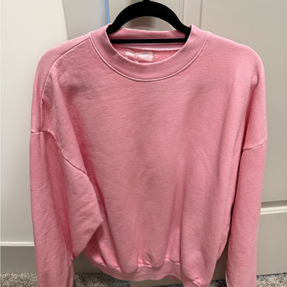Yvette Mandell Large Wing's Gem's Sweatshirt. 💗⚡️